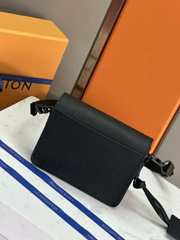 louis vuitton aaa homme mini sac a main s_12103421